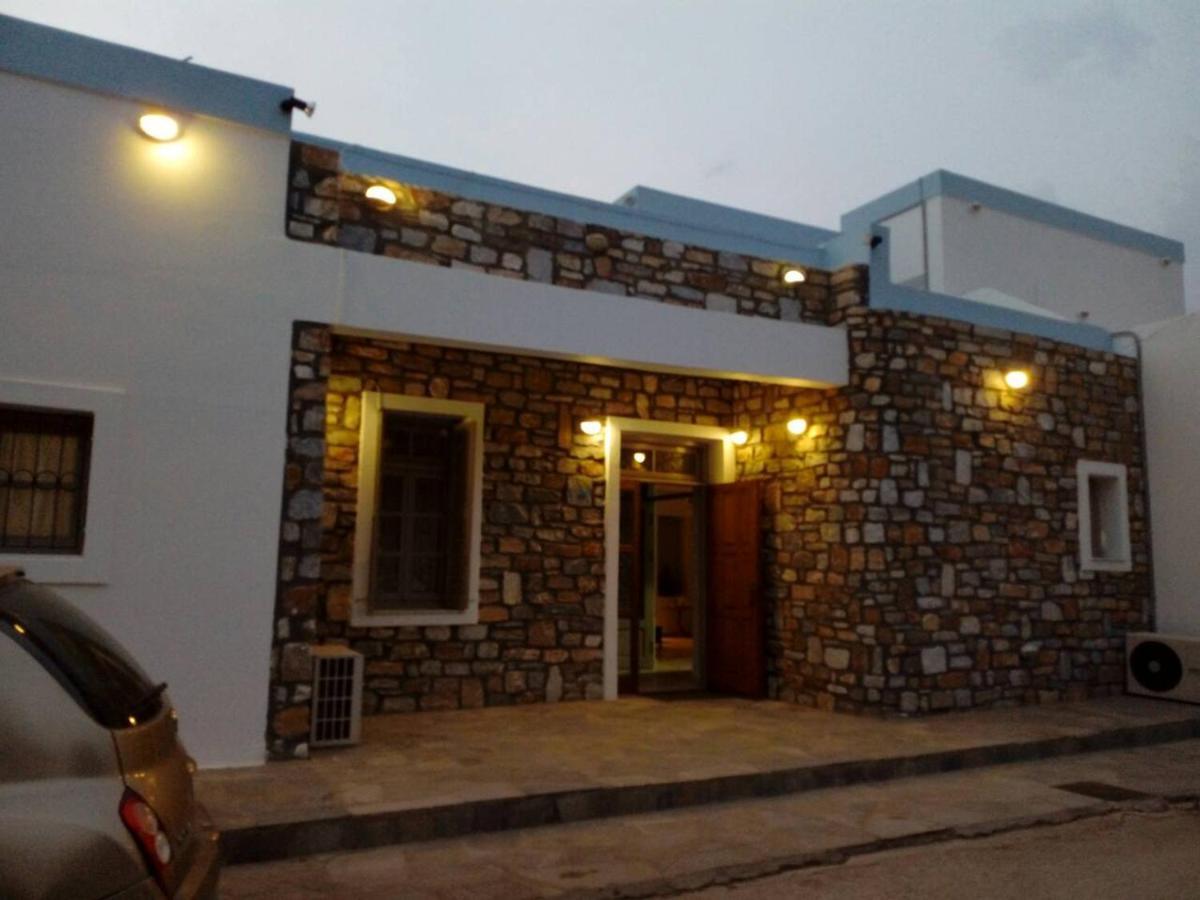 Horizon Blue Hotel Kini Exterior photo